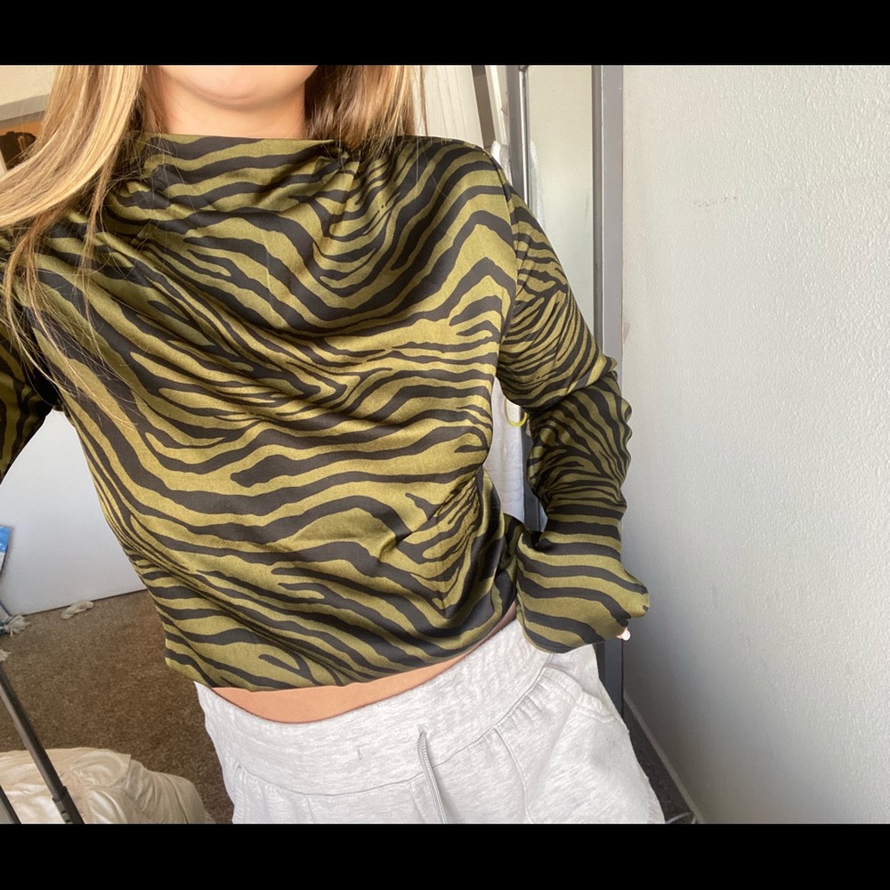 Nasty gal high neck zebra top